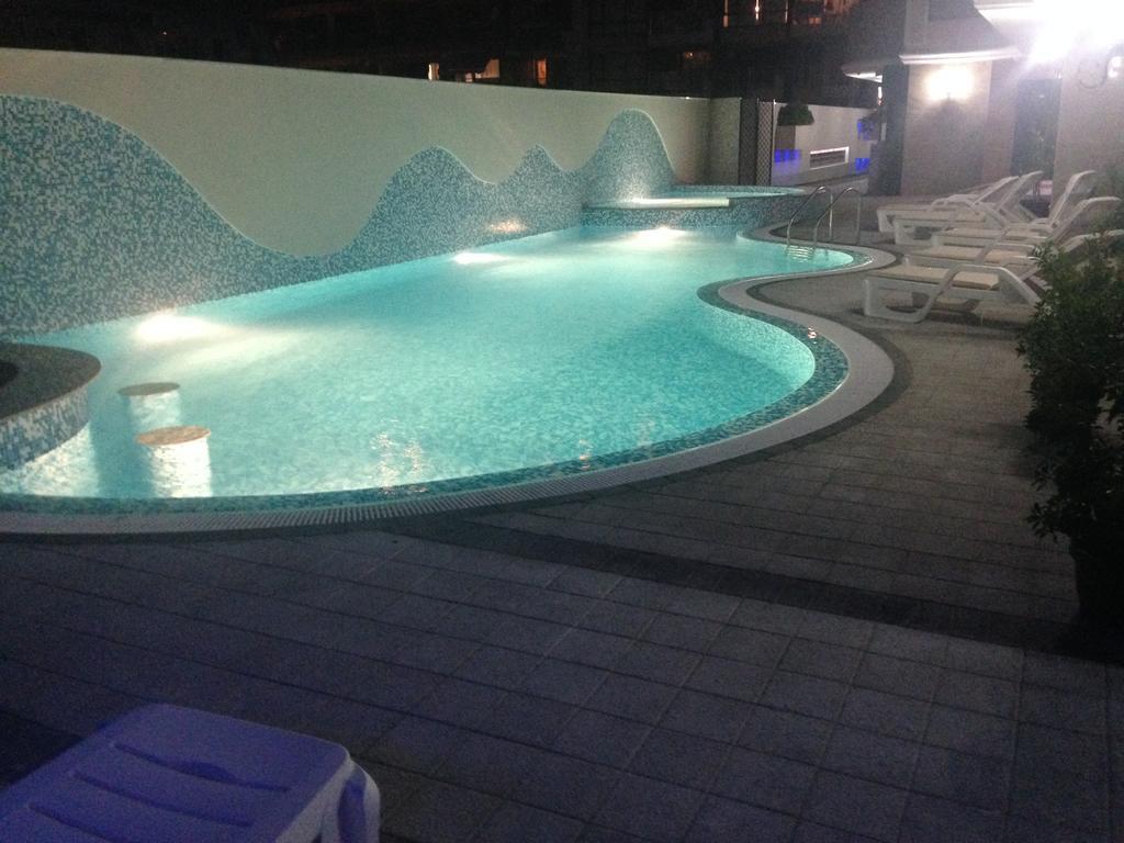 פומורי Golden Sea View Apartments מראה חיצוני תמונה