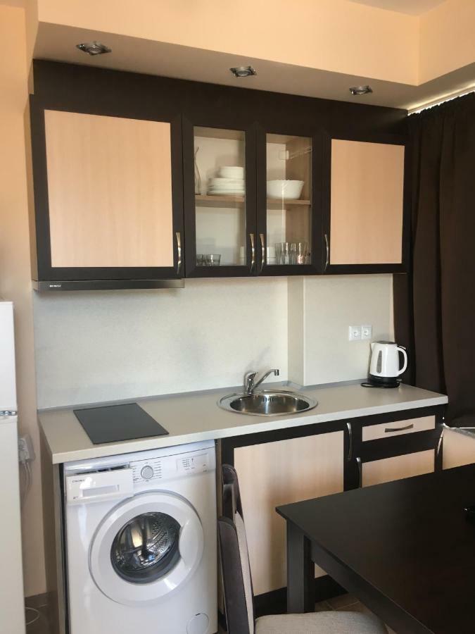 פומורי Golden Sea View Apartments מראה חיצוני תמונה